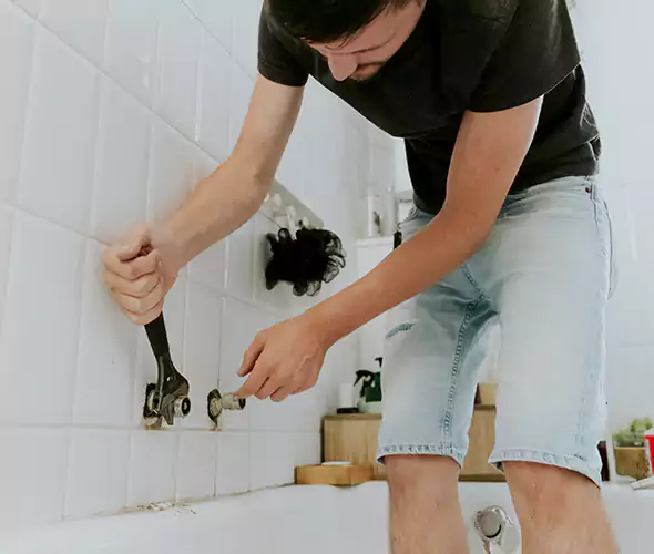 Affordable Bathtub Faucet Replacement in Beverly: Choose Experienced Local Technicians